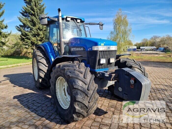New Holland 8870 Traktorji