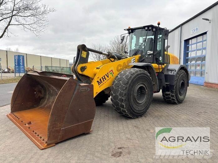 New Holland 921 G Kolesni nakladalci