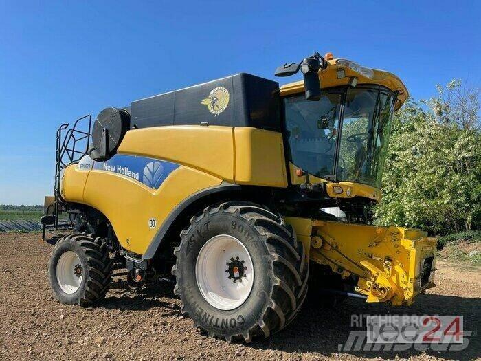 New Holland CR 9070 Kombajni