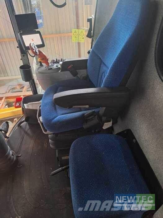 New Holland CX 5090 Kombajni