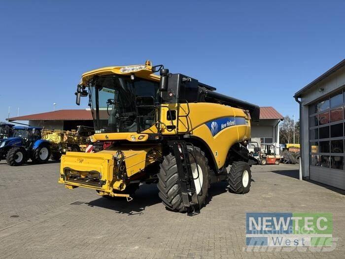 New Holland CX 8060 Kombajni