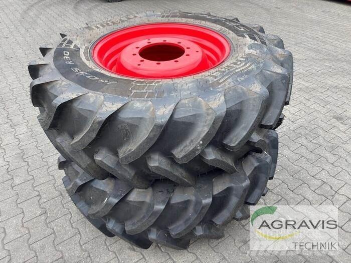 Pirelli KR 460/85R30 Gume, kolesa in platišča