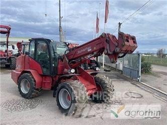 Schäffer 9330T Kolesni nakladalci