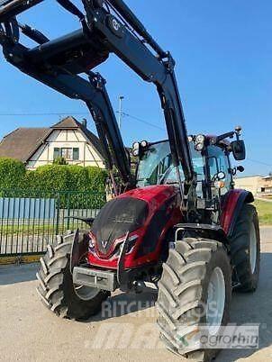 Valtra A115 H4 Traktorji