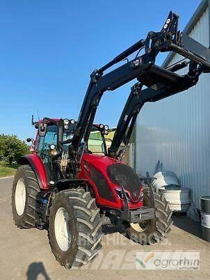 Valtra A115 H4 Traktorji