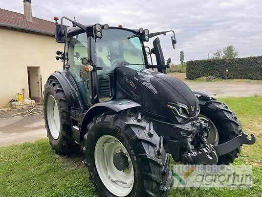 Valtra G125V Traktorji