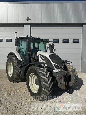 Valtra N134 H5 Traktorji