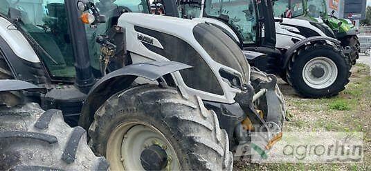 Valtra N135D Traktorji