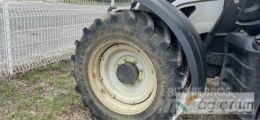 Valtra N135D Traktorji
