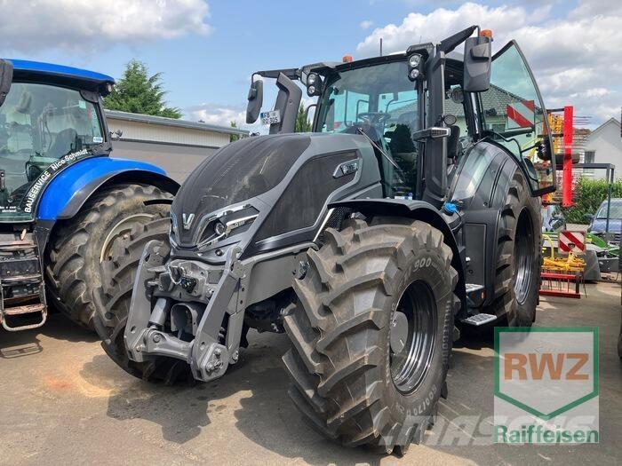 Valtra Q305 Traktorji