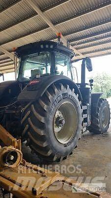 Valtra S354 Traktorji