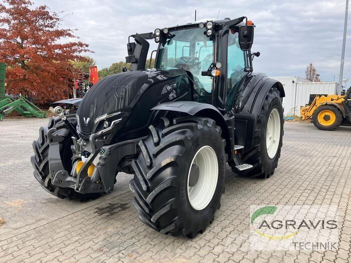 Valtra T 235 D Traktorji