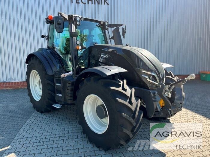 Valtra T 235 D Traktorji