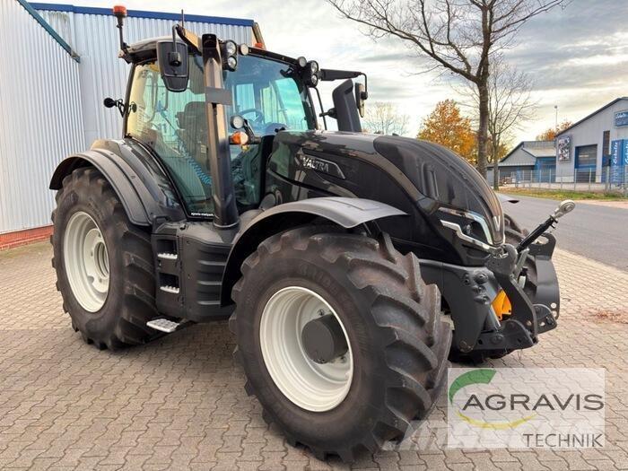 Valtra T 235 D Traktorji
