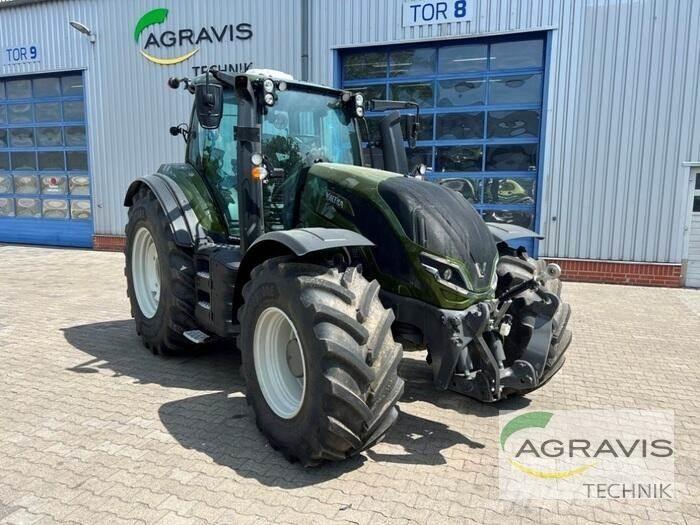 Valtra T 235 D 2A1 Traktorji