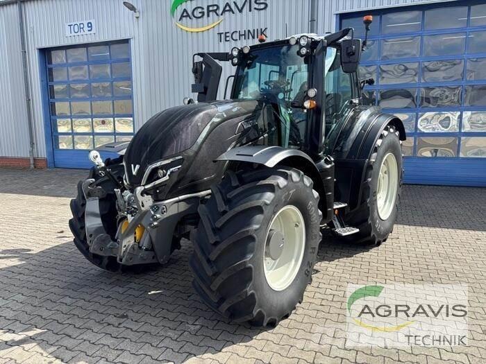 Valtra T 235 D 2A1 Traktorji