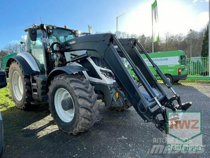 Valtra T215D Traktorji