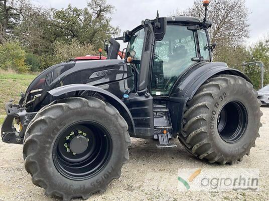 Valtra T215D Traktorji