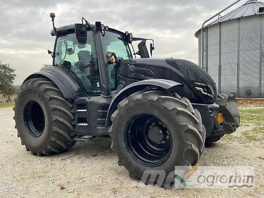 Valtra T215D Traktorji