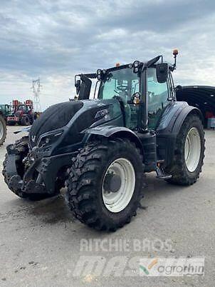 Valtra T234 VERSU Traktorji