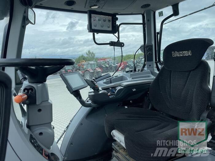 Valtra T234D Traktorji