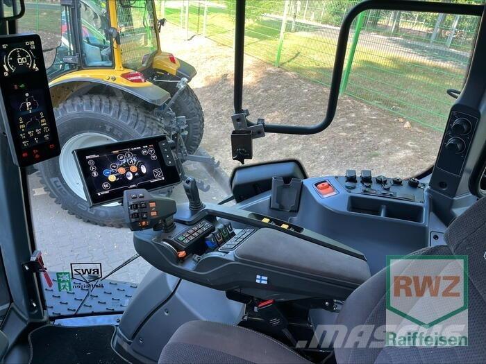 Valtra T255Versu Traktorji