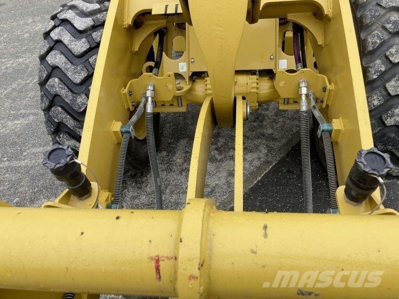 CAT 914-14A Kolesni nakladalci