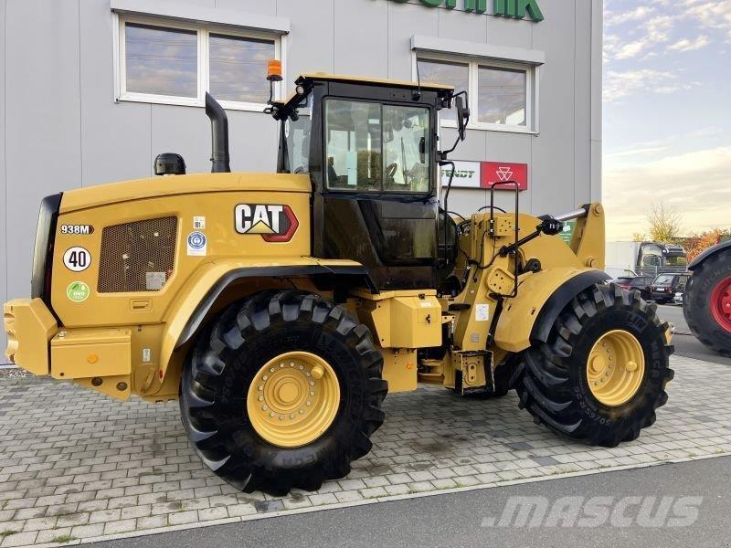 CAT 938M Kolesni nakladalci