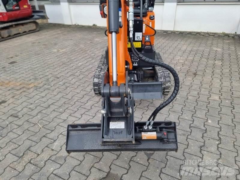 Develon DX 10Z Mini bagri <7t