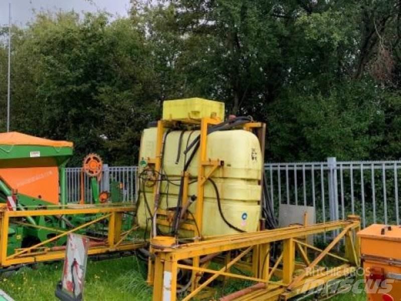 Dubex 1200l Trosilniki gnoja
