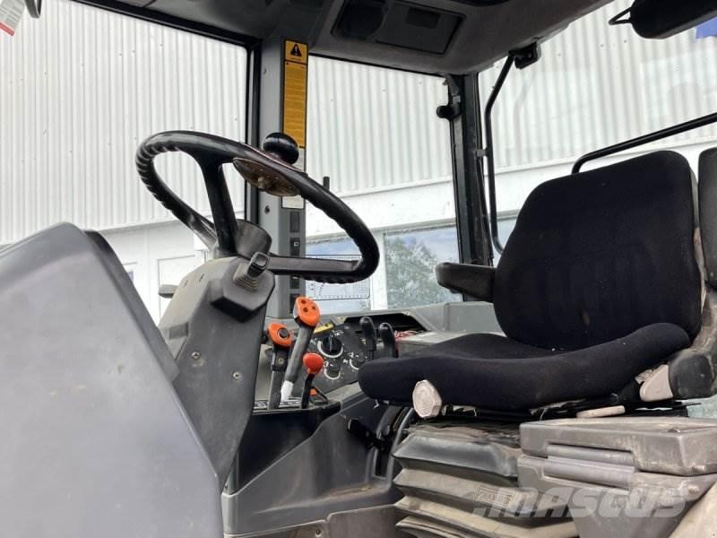 Ford 6640 Traktorji