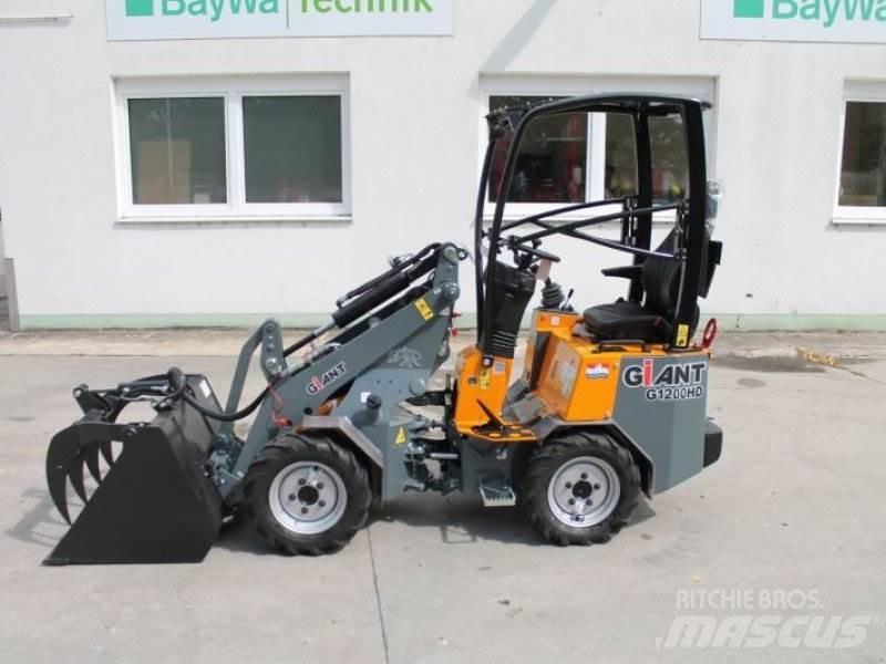 GiANT G 1200 Skid steer mini nakladalci