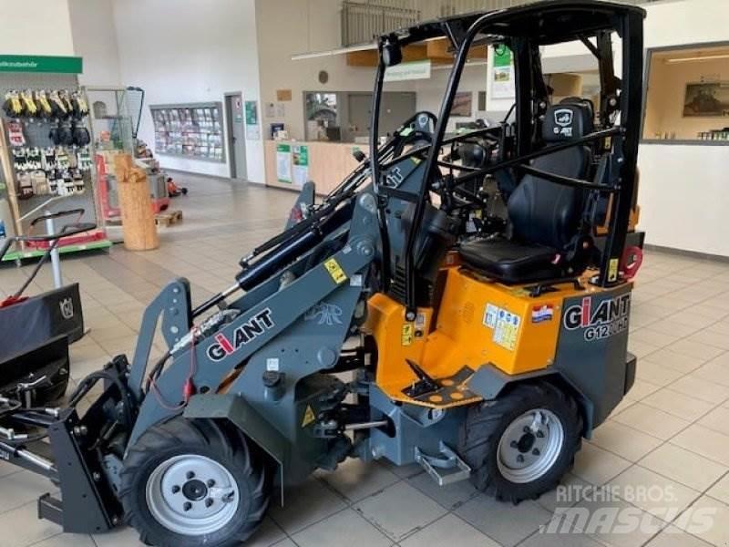 GiANT G1200 Skid steer mini nakladalci