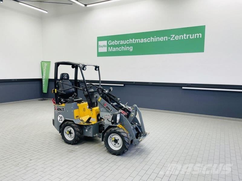 GiANT G1200 HD Skid steer mini nakladalci