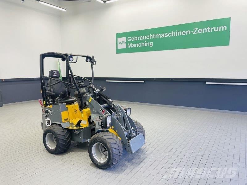 GiANT G1200 HD Skid steer mini nakladalci