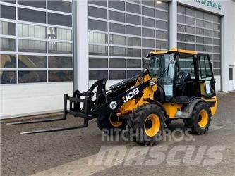 JCB 407 Agri Kolesni nakladalci