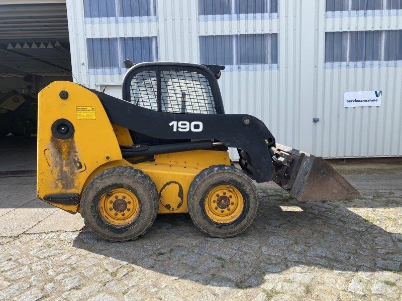 JCB Robot 190 Skid steer mini nakladalci