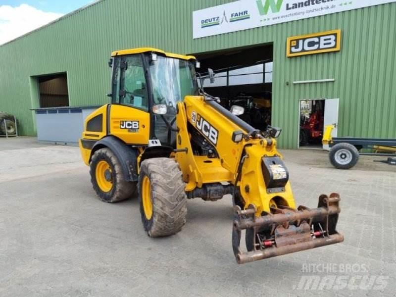 JCB TM 220 Kolesni nakladalci