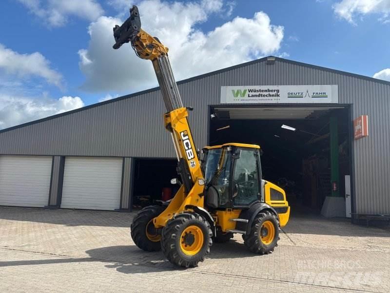 JCB TM 220 Kolesni nakladalci