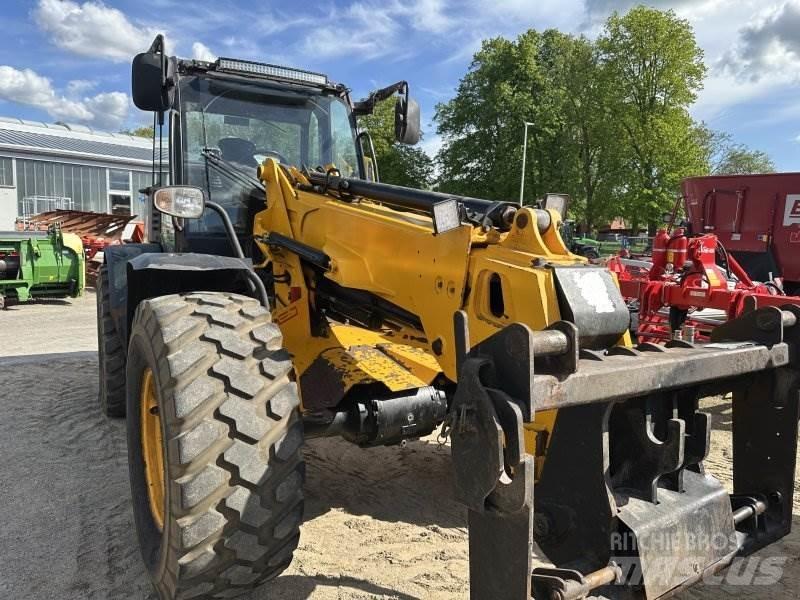 JCB TM 320 S Kolesni nakladalci