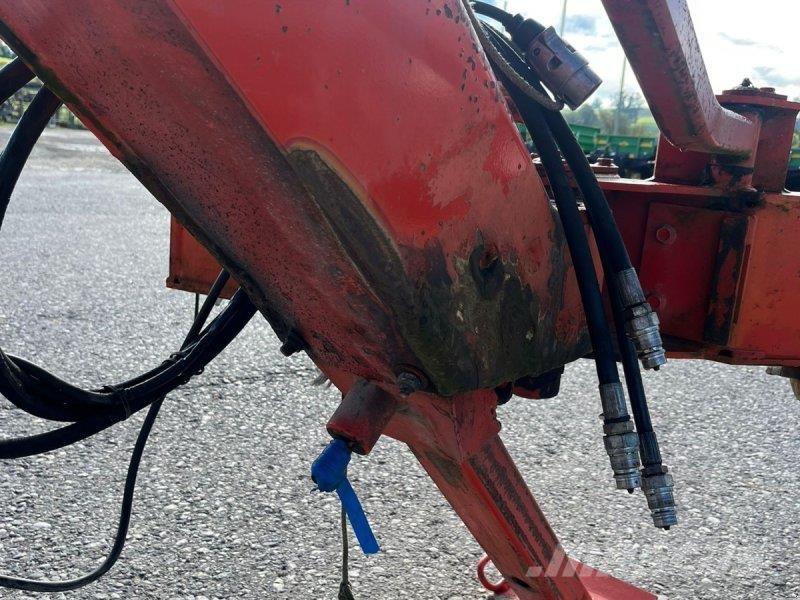 Kuhn GA7302DL Zgrabljalniki