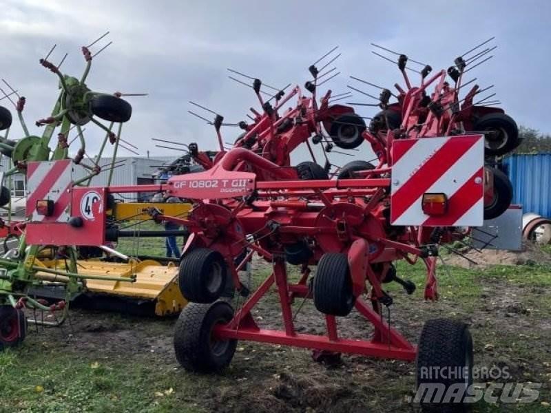 Kuhn GF 10802 Obračalniki in zgrabljalniki
