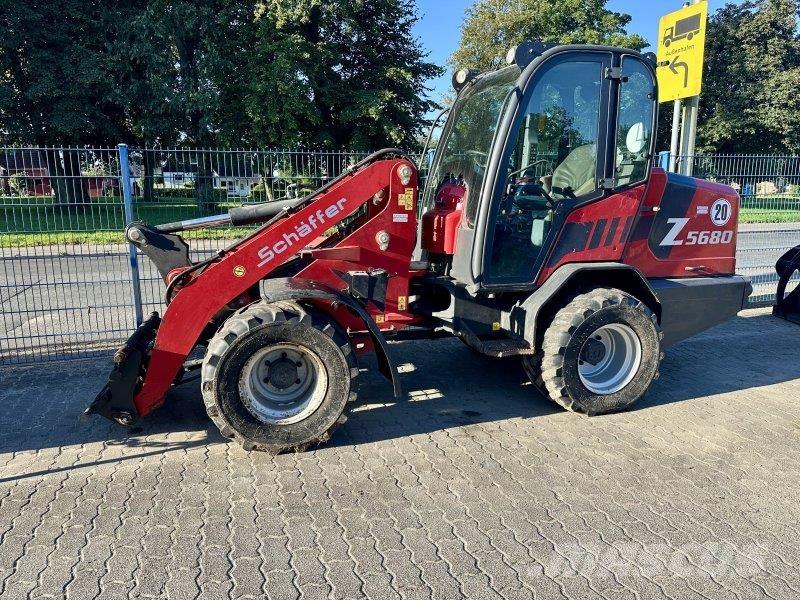 Schäffer 5680Z Kolesni nakladalci