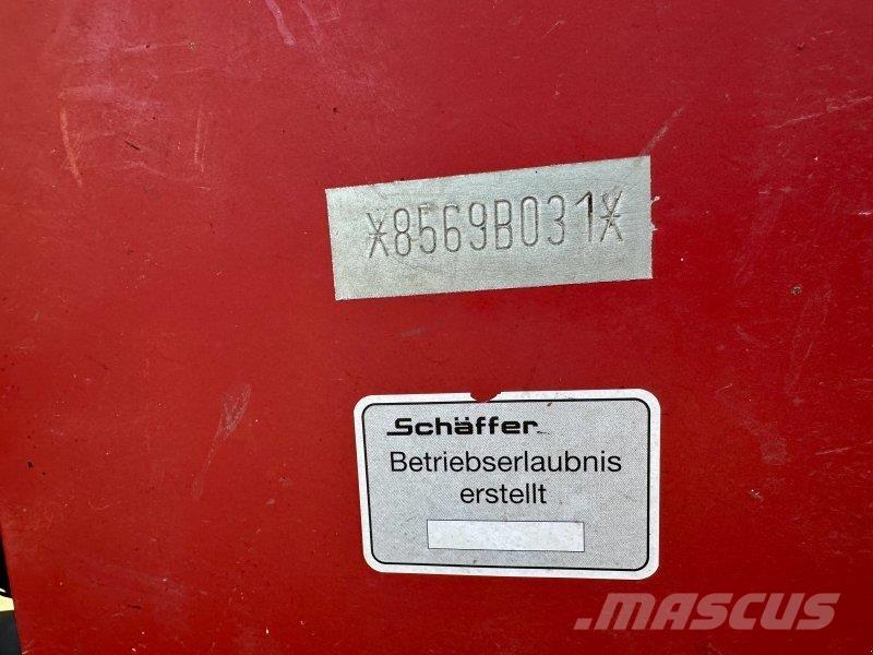 Schäffer 5680Z Kolesni nakladalci