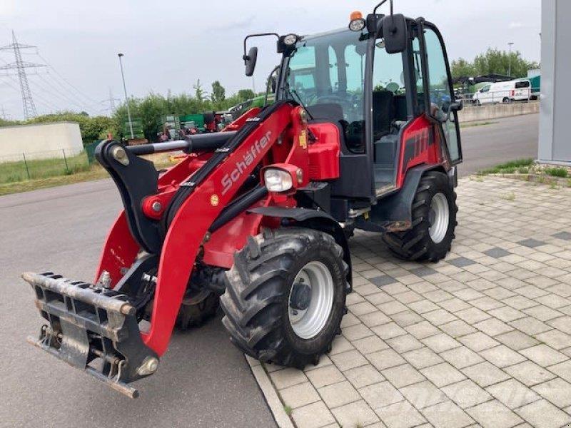 Schäffer Z4670 Skid steer mini nakladalci