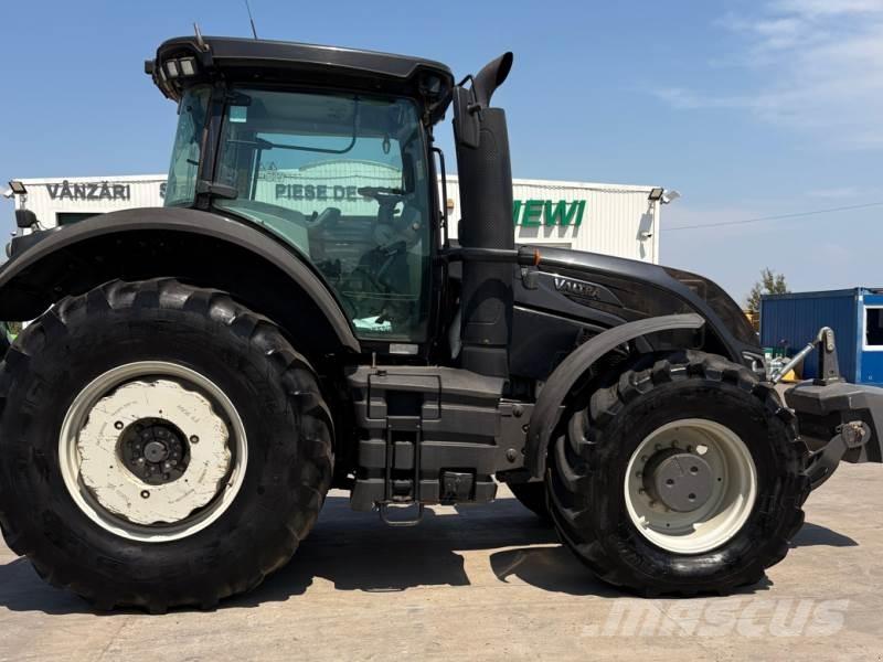 Valtra S274 Traktorji