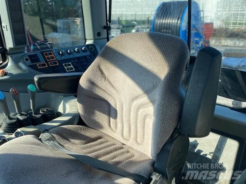 Valtra T153 H Traktorji