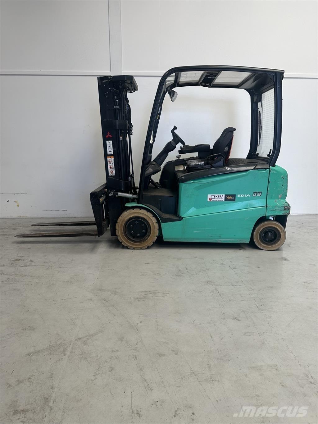 Mitsubishi FB35N Električni viličarji