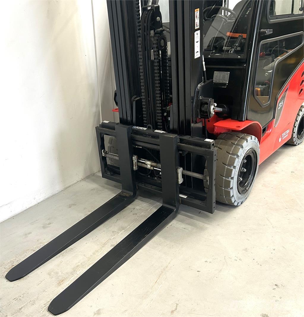 Tektra CPD35-XC5 Električni viličarji