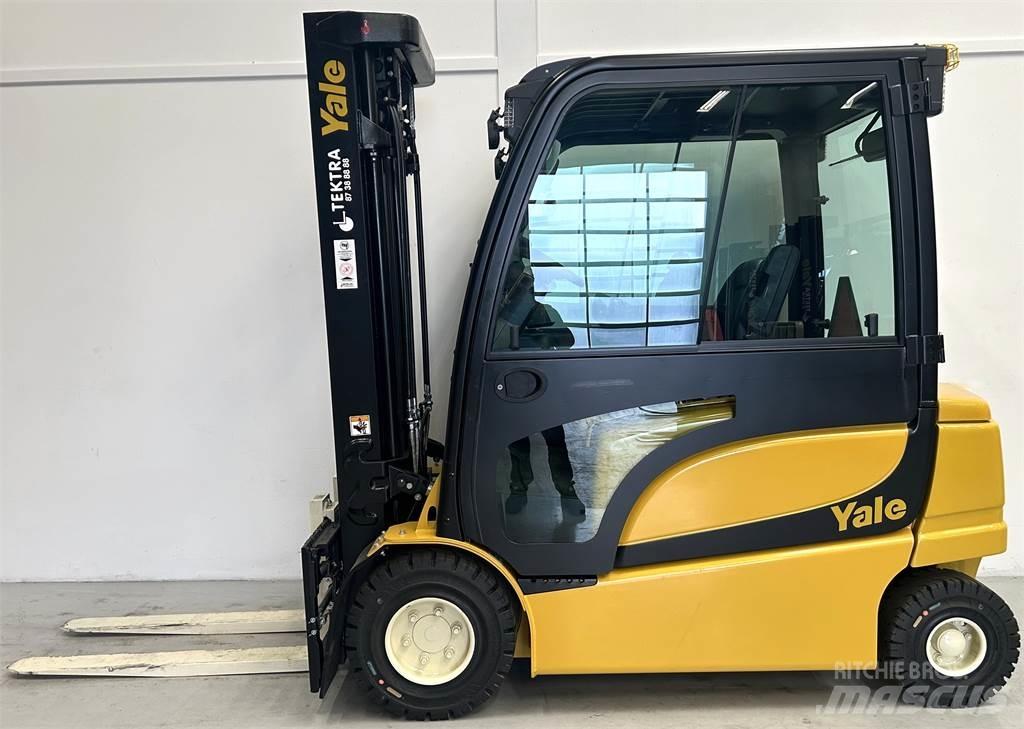 Yale ERP30VL (LWB) Električni viličarji